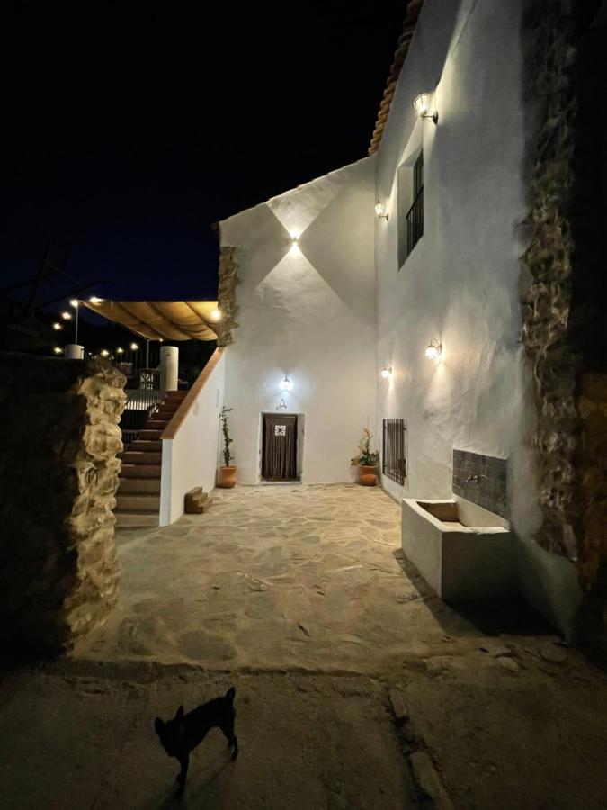 Cortijo Las Angosturas Montefrío Exterior photo