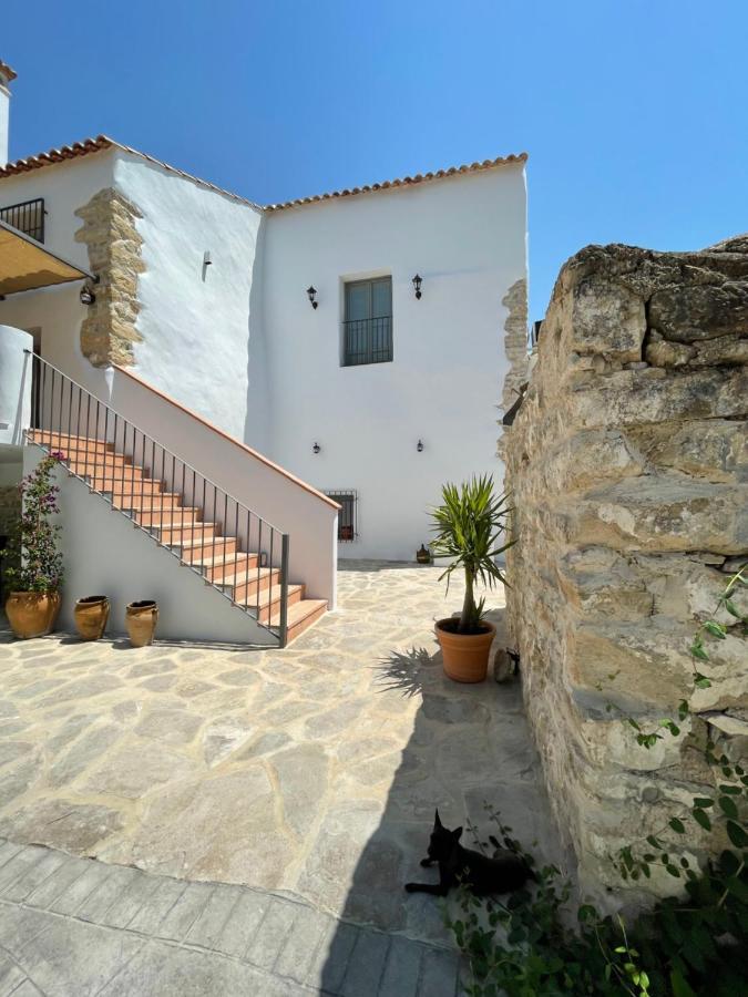 Cortijo Las Angosturas Montefrío Exterior photo